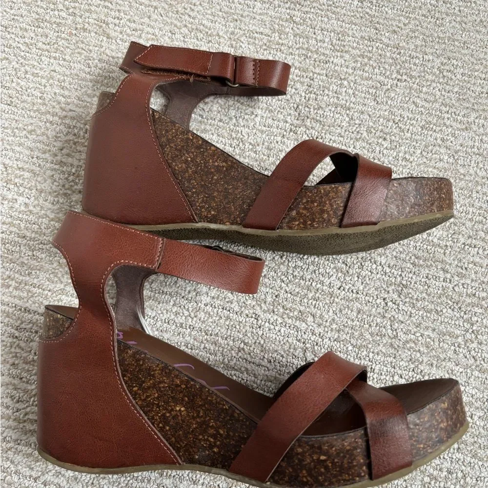 Blowfish Brown Wedge Sandals with Cork Heel - Picture 2 of 4